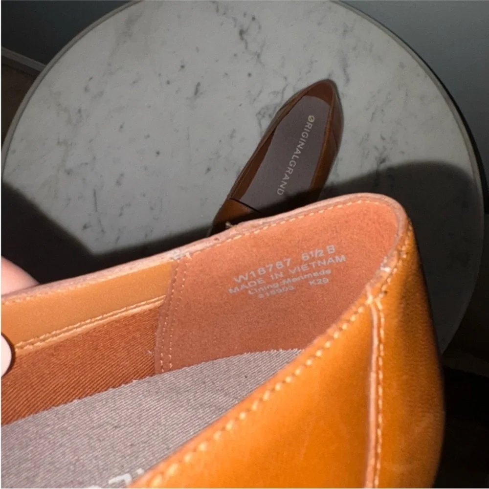 Cole Haan OriginalGrand C Buckle Loafers Brown Leather Comfort Flats 6.5B NWT